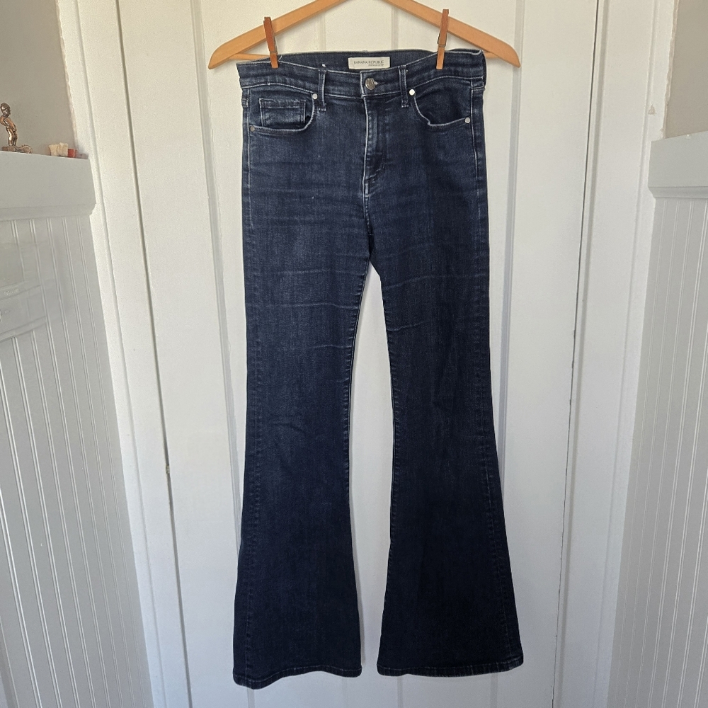 Banana Republic Women's Dark Wash Flare Jeans Size 27 Denim Boho Hippie Festival